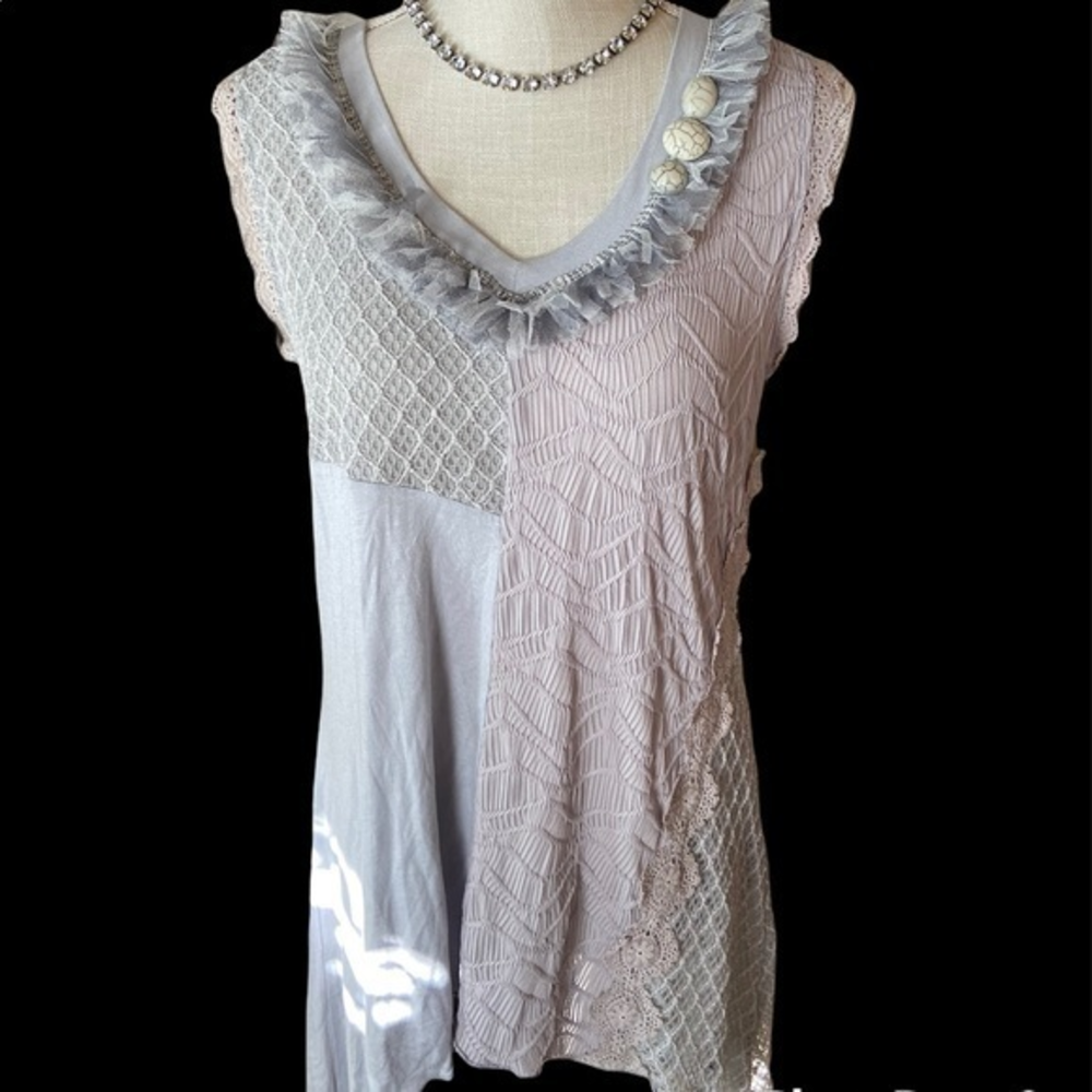 DD Designed In France silver,lavender and‎ pale blue colors S